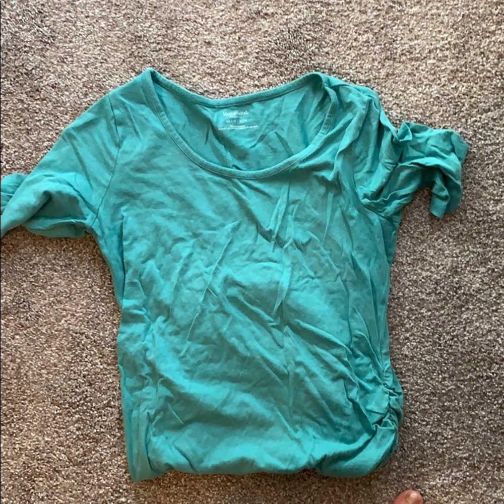 Three-quarter sleeve T-shirt